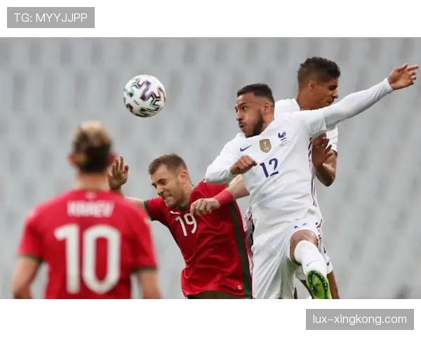 姆巴佩与维尼修斯冲突的触发诱因与深层逻辑解析